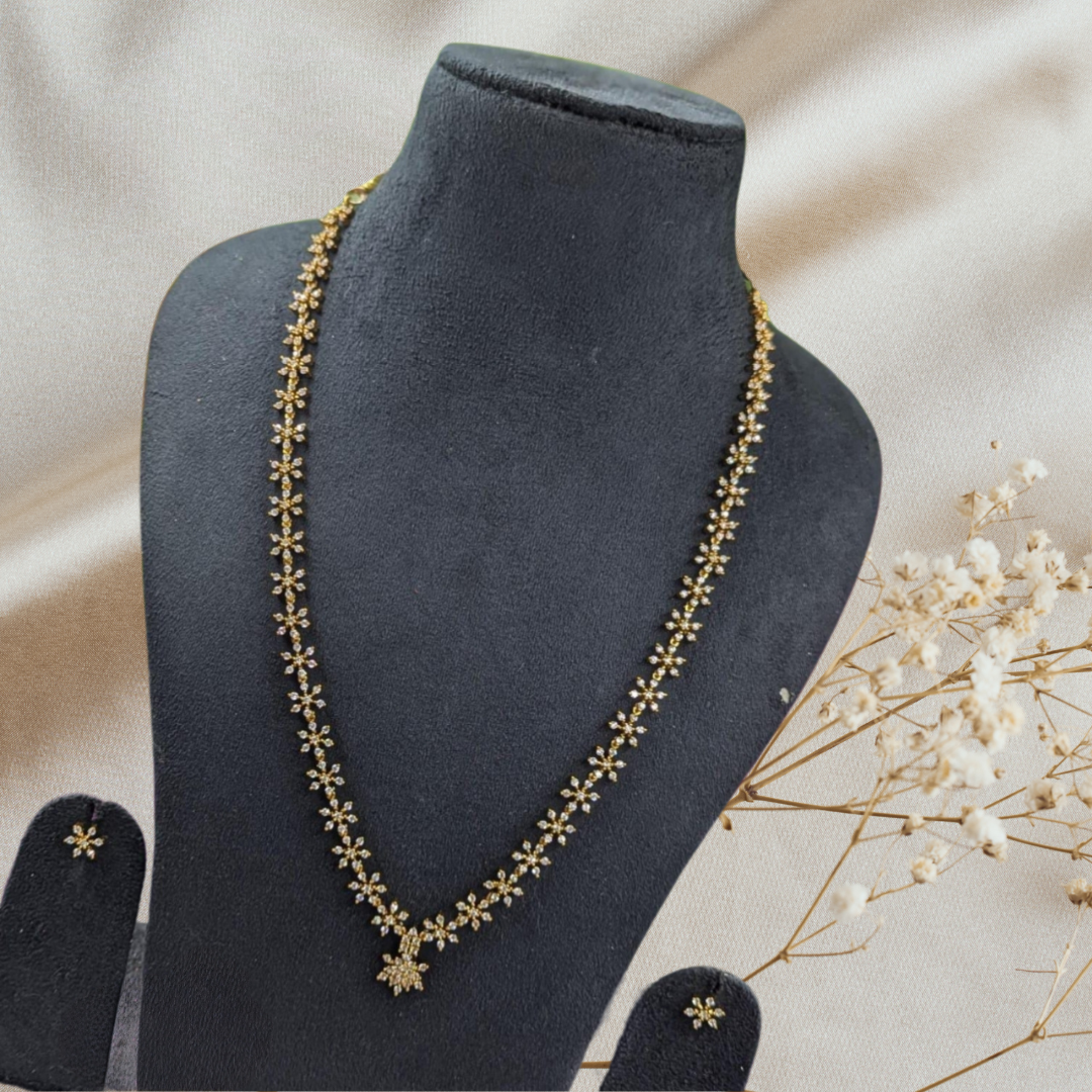 SEVEN DIAMOND LONG ZIRCONIA JEWELLERY SET