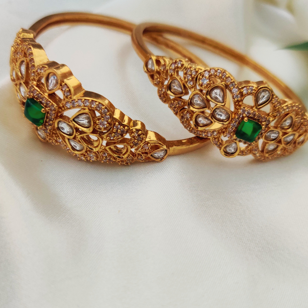 EMERALD AMARJAA ZIRCONIA BANGLES
