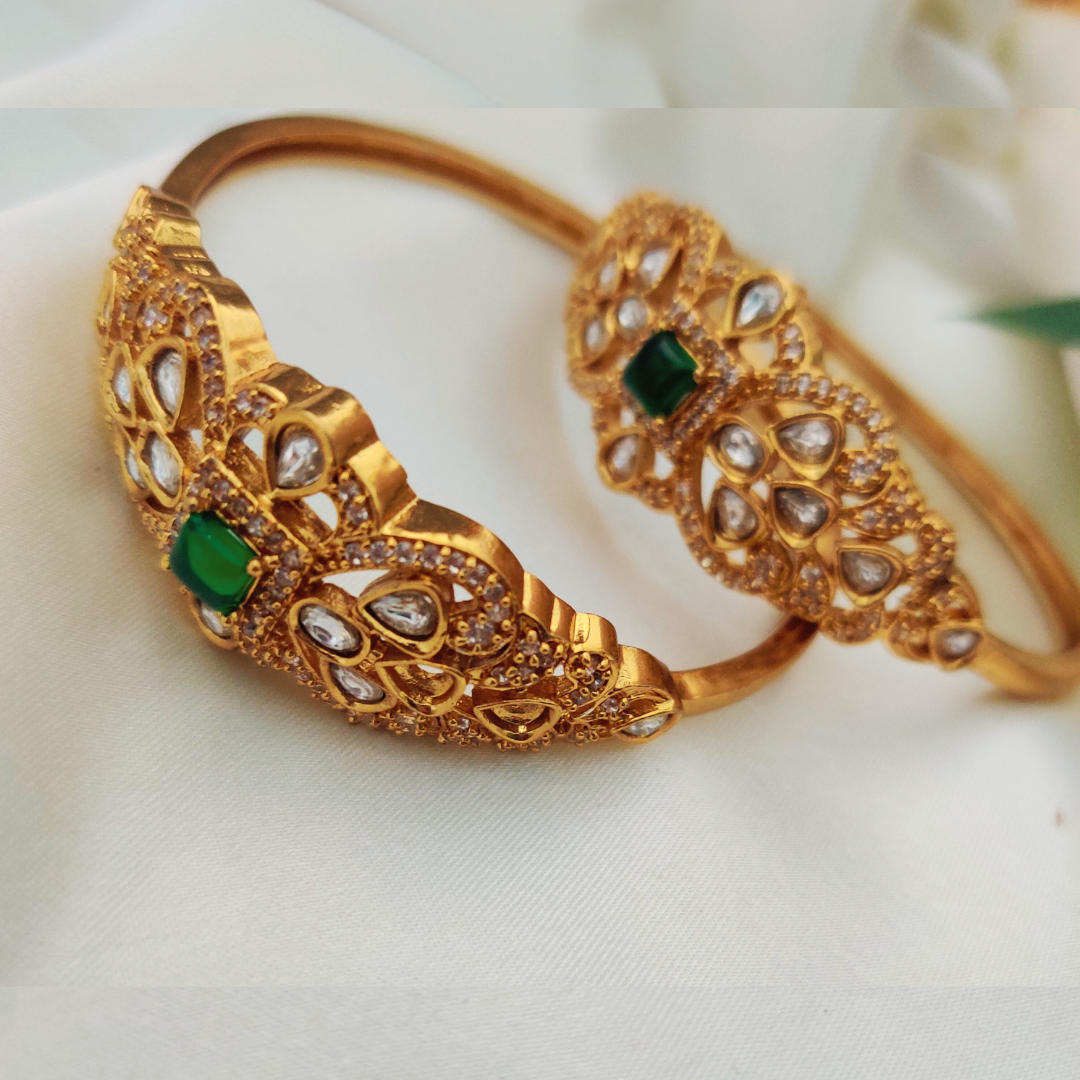 EMERALD AMARJAA ZIRCONIA BANGLES