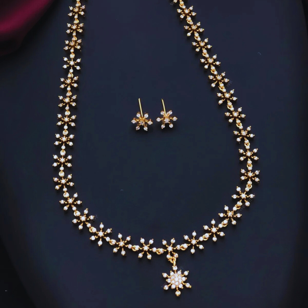 SEVEN DIAMOND LONG ZIRCONIA JEWELLERY SET