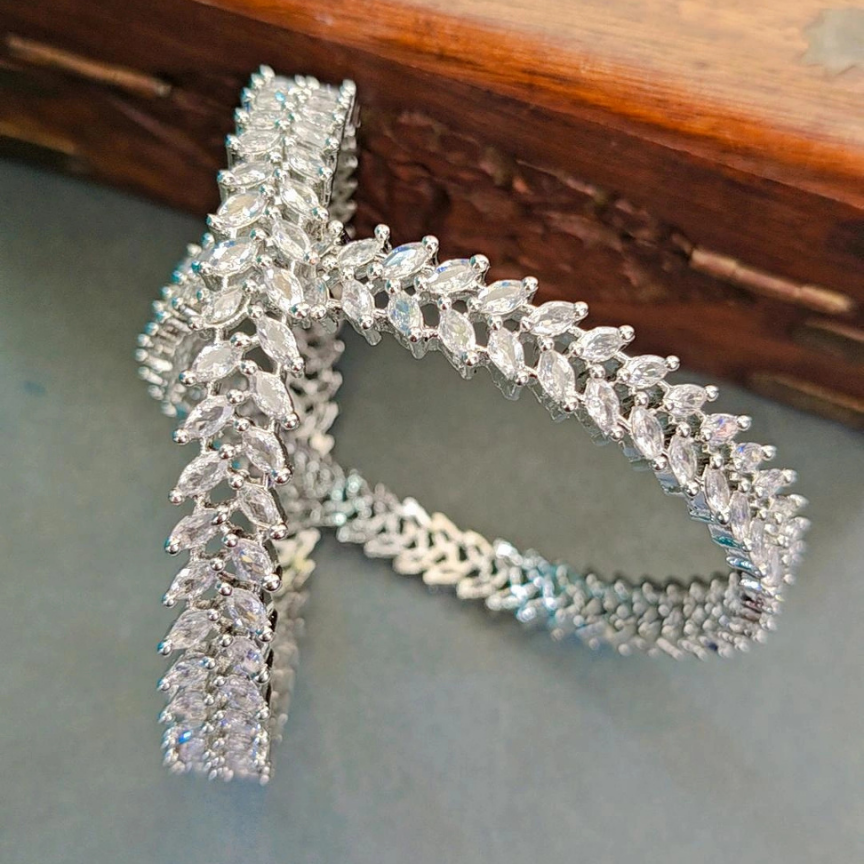 ORIGINAL SILVER MRUTHU BANGLES