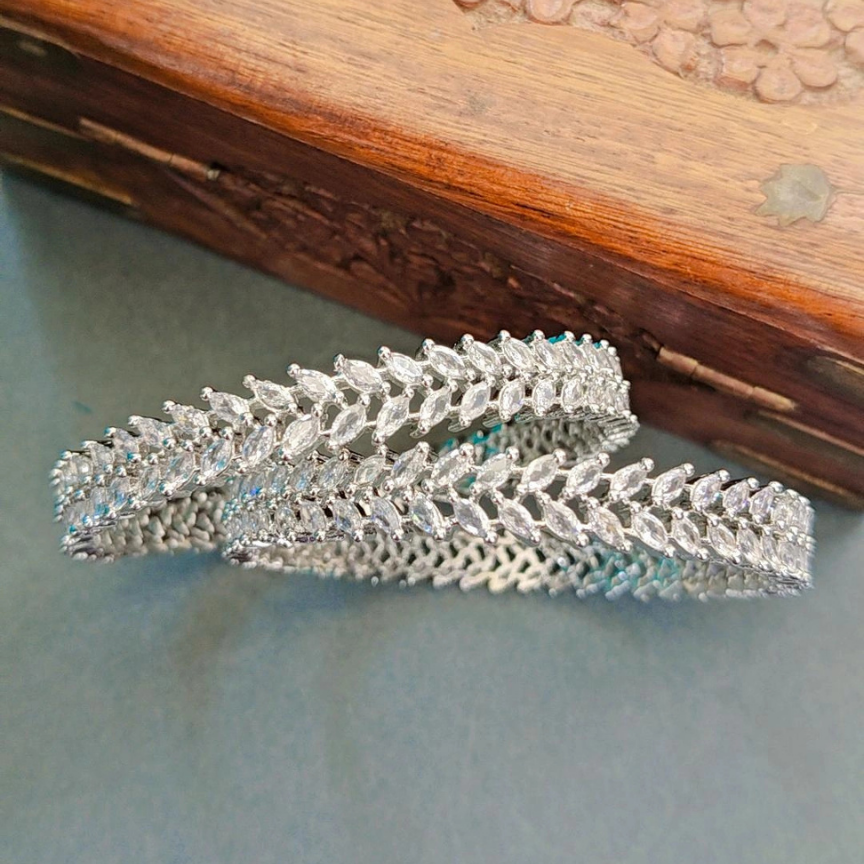 ORIGINAL SILVER MRUTHU BANGLES