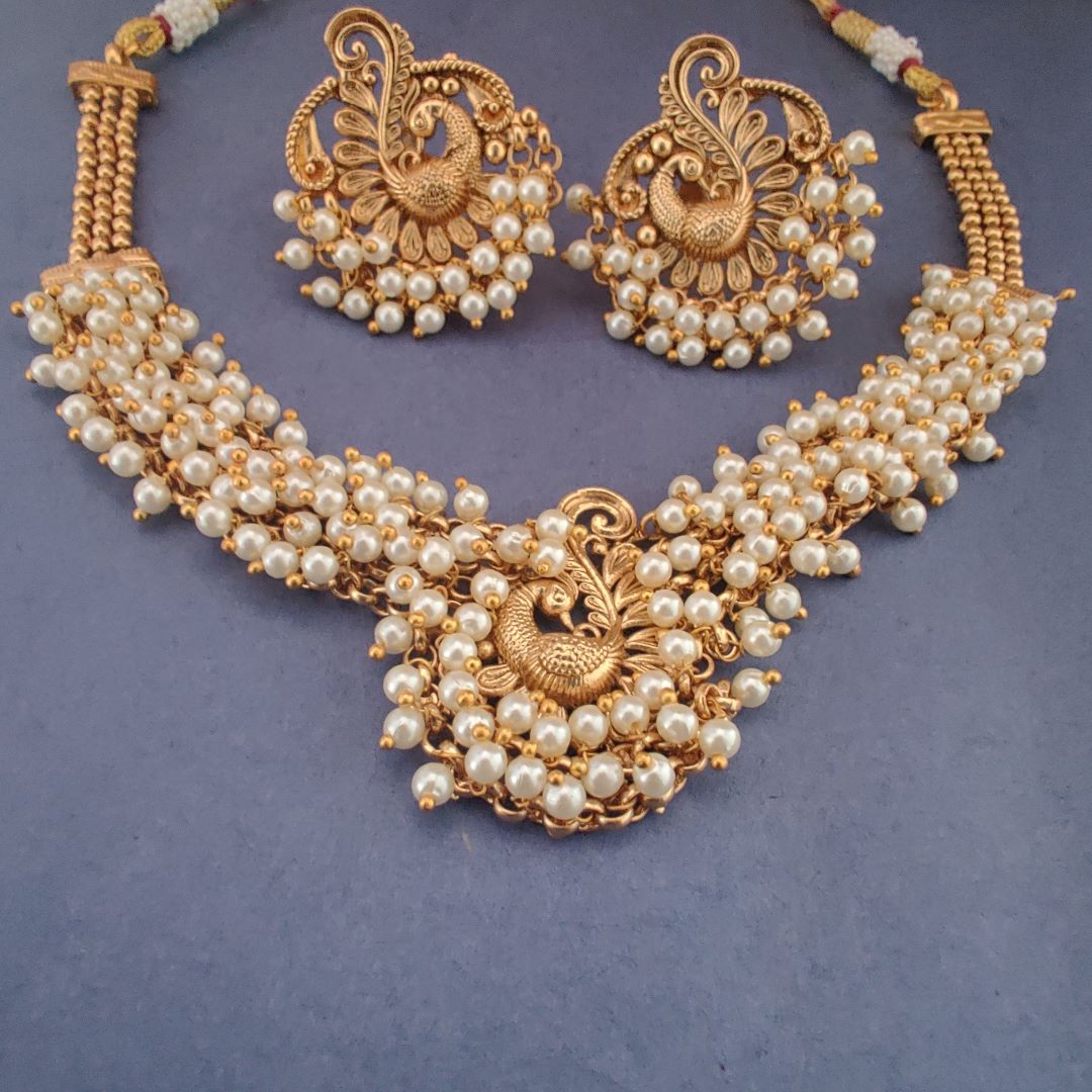 IVORY CHAITALI PEARL JEWELLERY SET