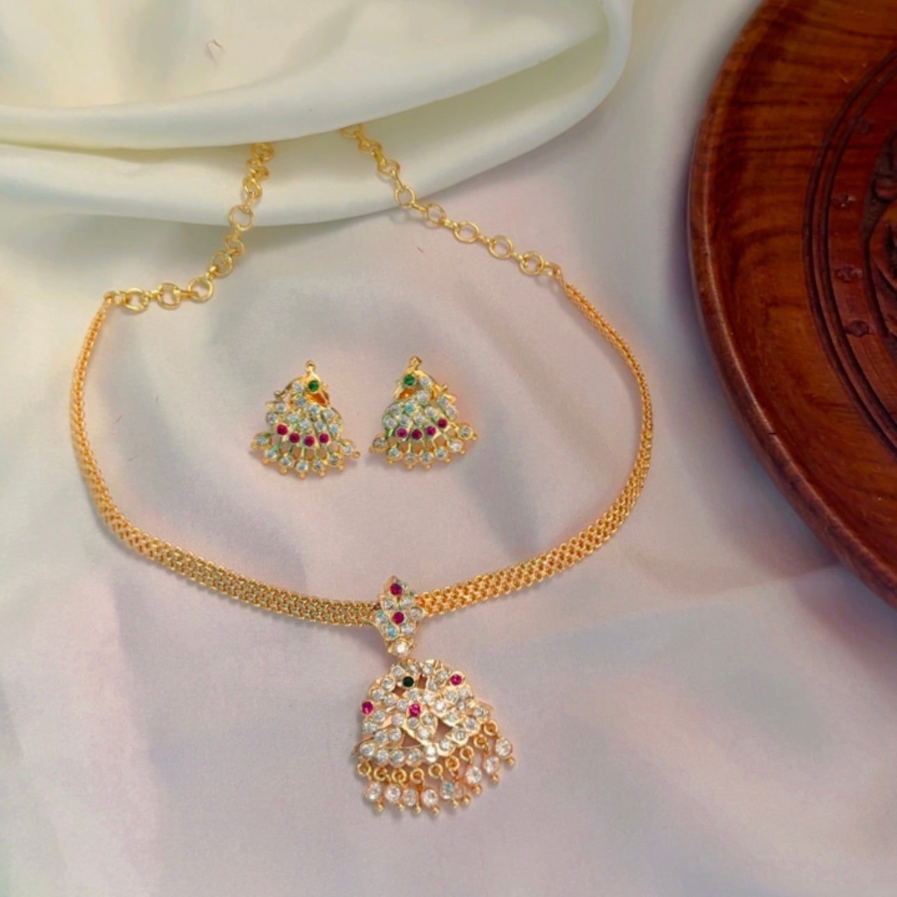 MULTICOLOR RAGINI IMPON JEWELLERY SET