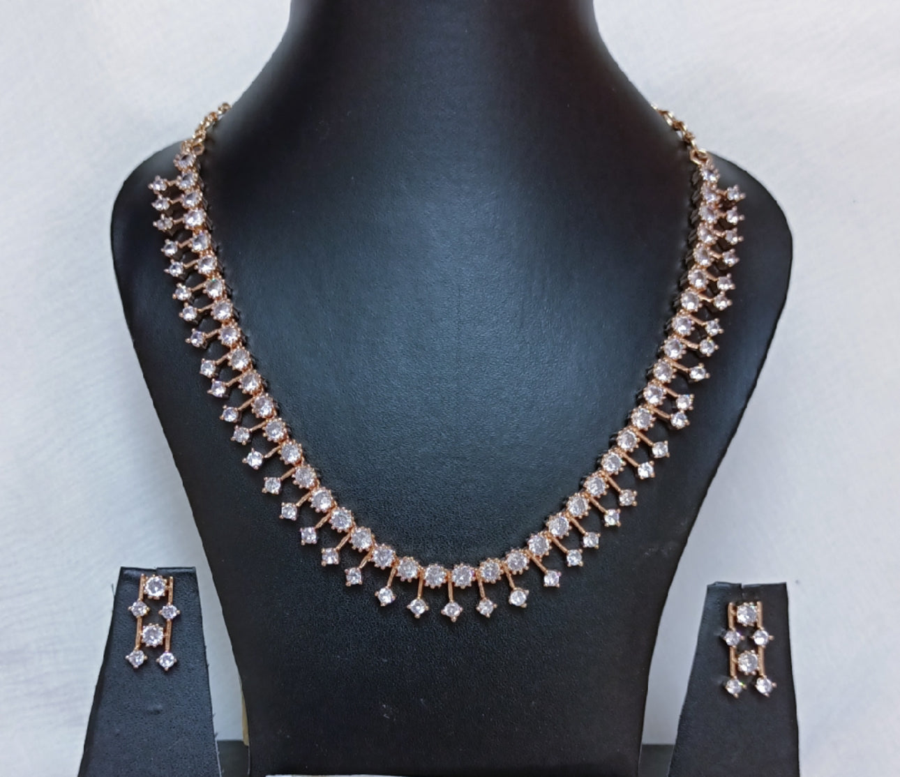 GOLDEN NISSA ZIRCONIA JEWELLERY SET