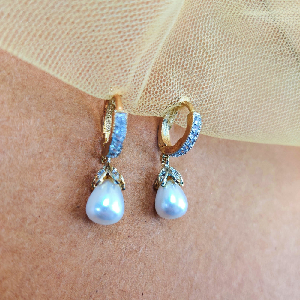 NISHAANA ZIRCONIA EARRINGS