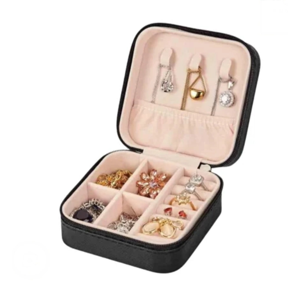 BLACK TRAVEL JEWELLERY BOX