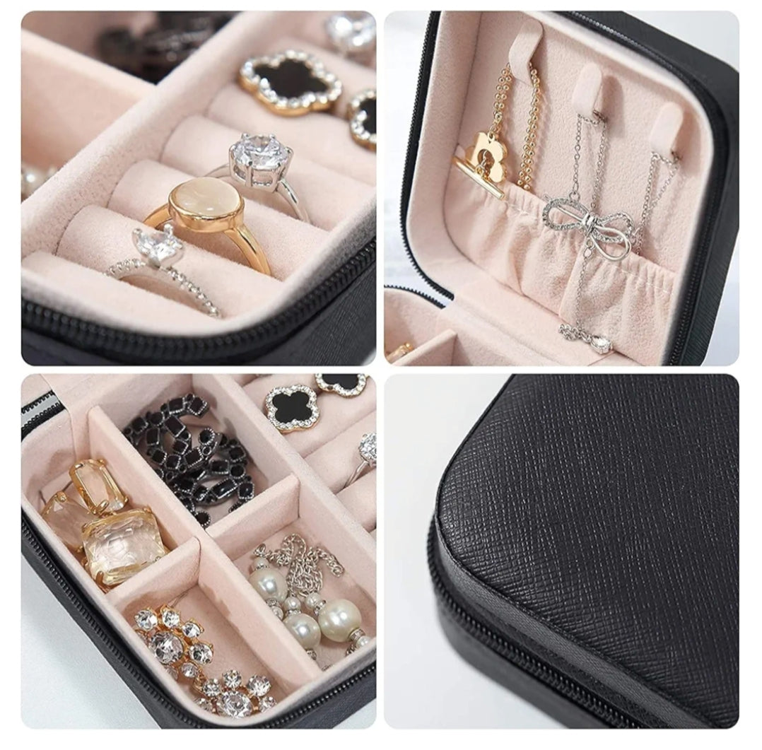 BLACK TRAVEL JEWELLERY BOX