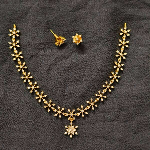 SEVEN DIAMOND ZIRCONIA JEWELLERY SET