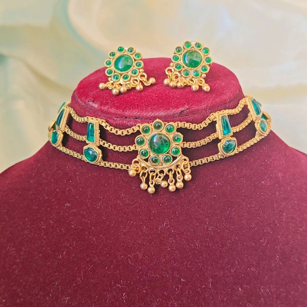 EMERALD PALAKA JEWELLERY SET