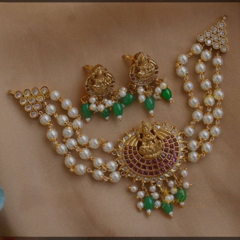 MULTICOLOR HANIYA PEARL JEWELLERY SET