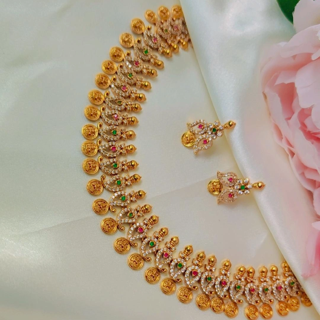 JAGATHI TEMPLE JEWELLERY SET