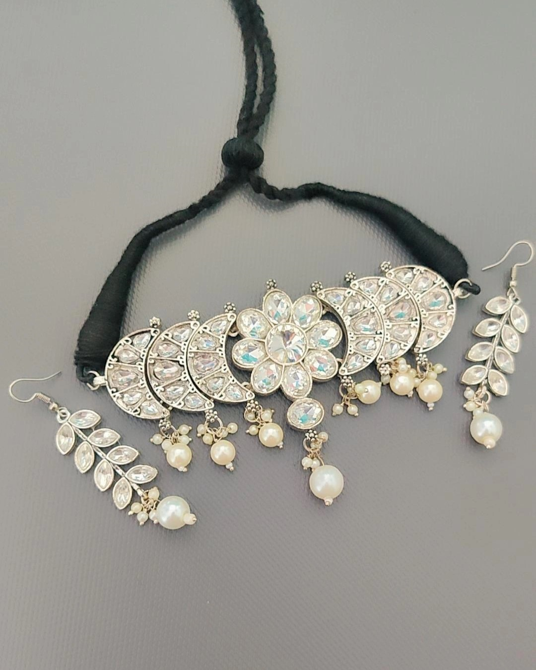 NAMYA SILVER PLATED JEWELLERY SET