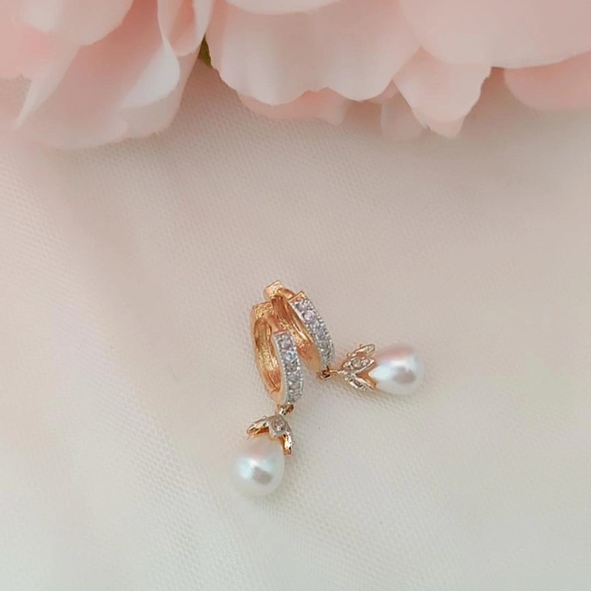 NISHAANA ZIRCONIA EARRINGS