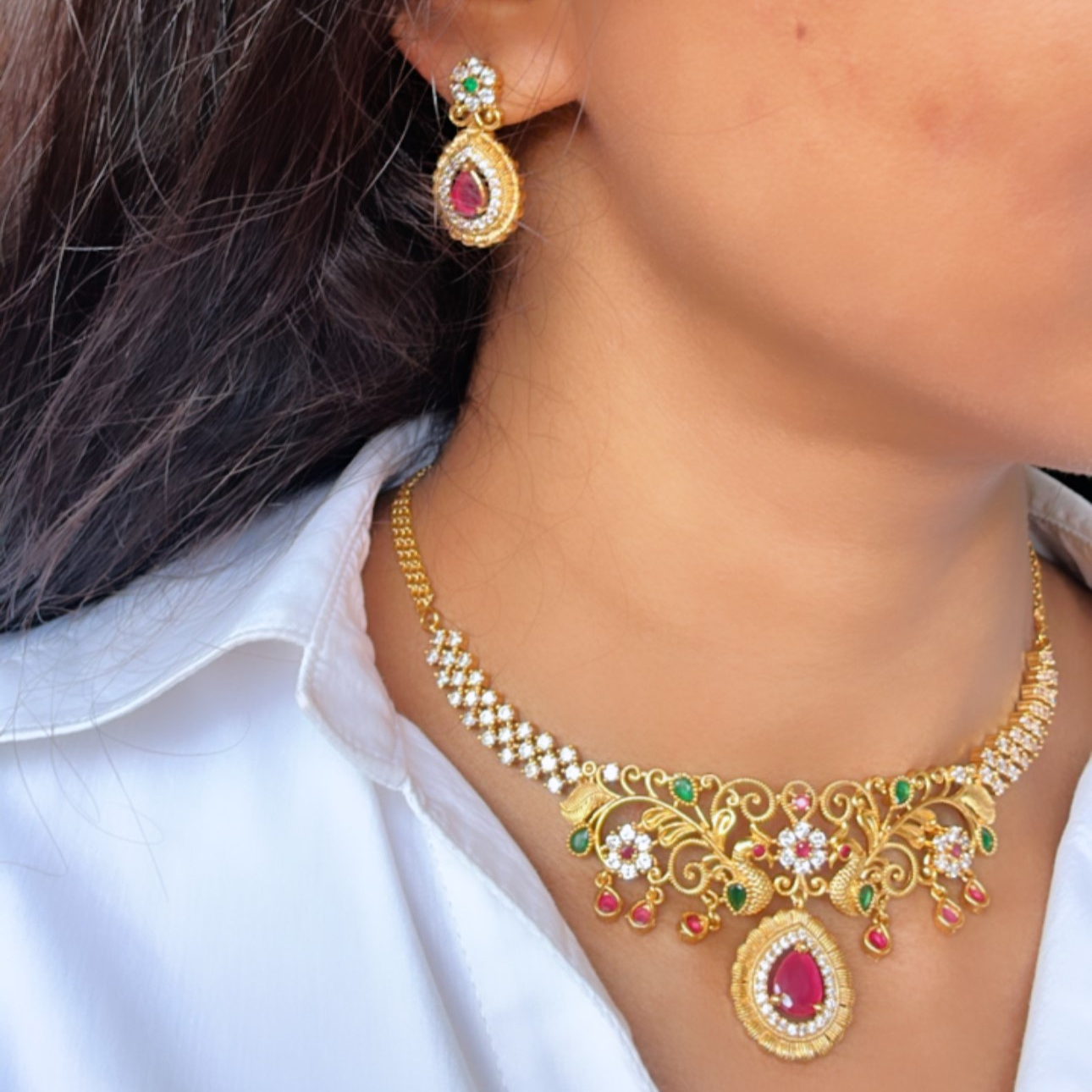 MULTICOLOR PARNIKA JEWELLERY SET