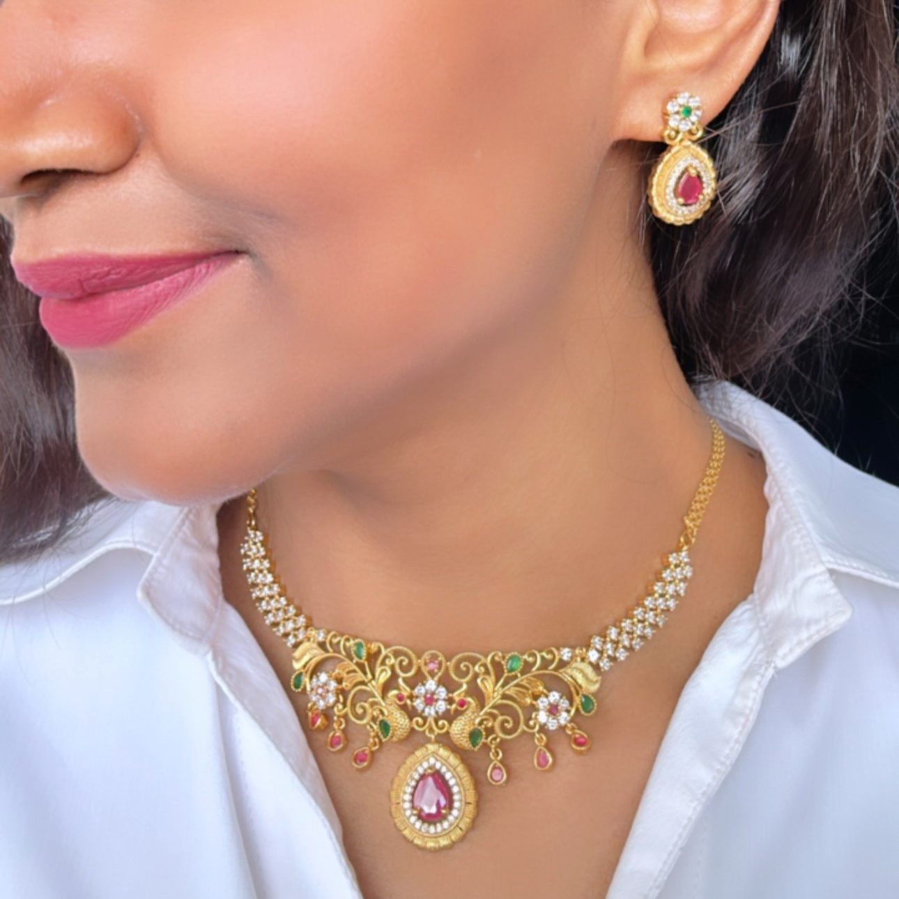 MULTICOLOR PARNIKA JEWELLERY SET
