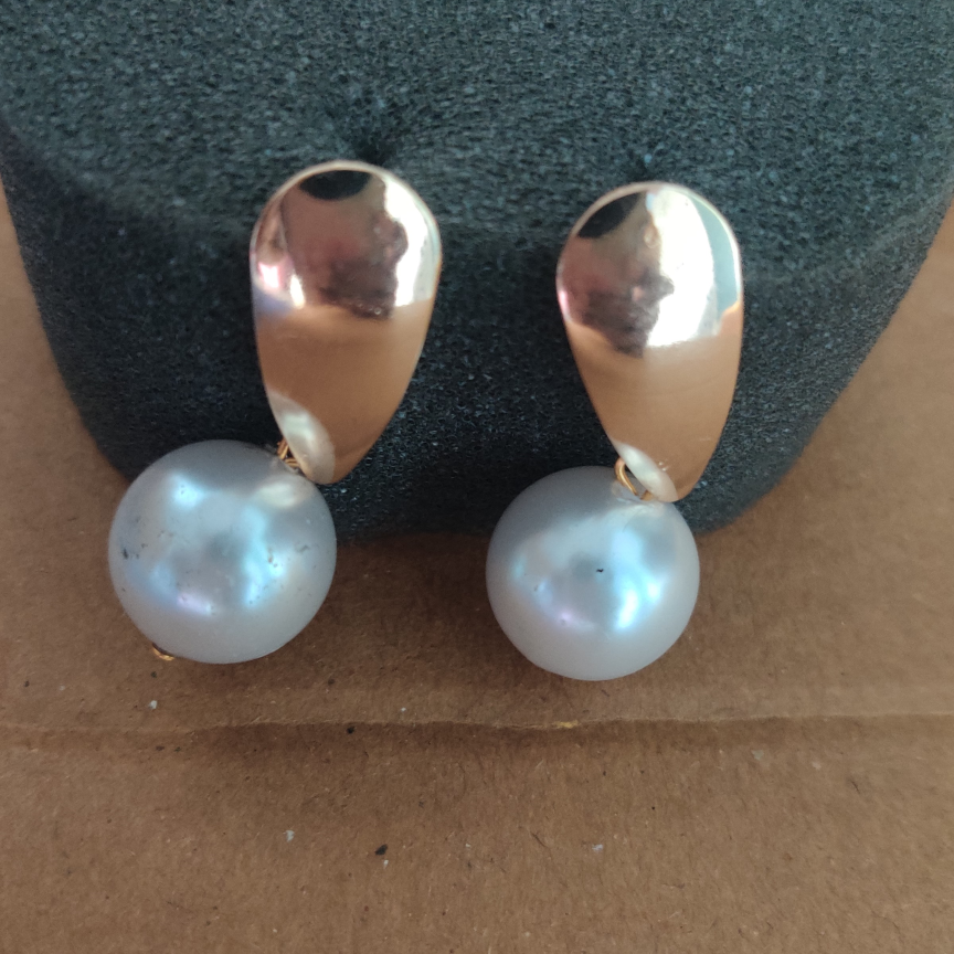 RIZZI PEARL EARRINGS