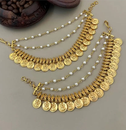 PREMIUM COIN THREE LAYER PEARL EAR CHAIN