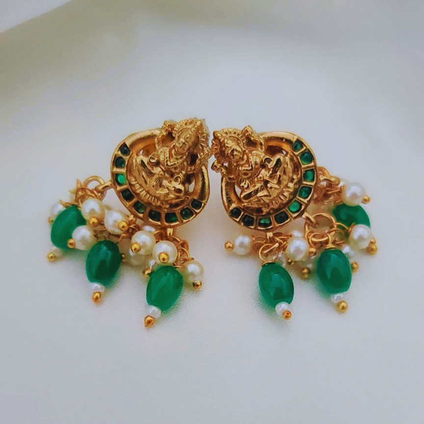 MULTICOLOR HANIYA PEARL JEWELLERY SET
