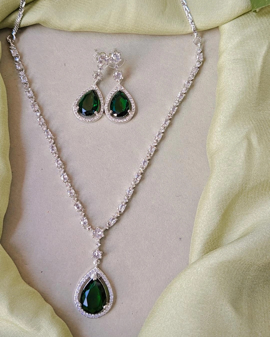 EMERALD AMUKRA AMERICAN DIAMOND JEWELLERY SET