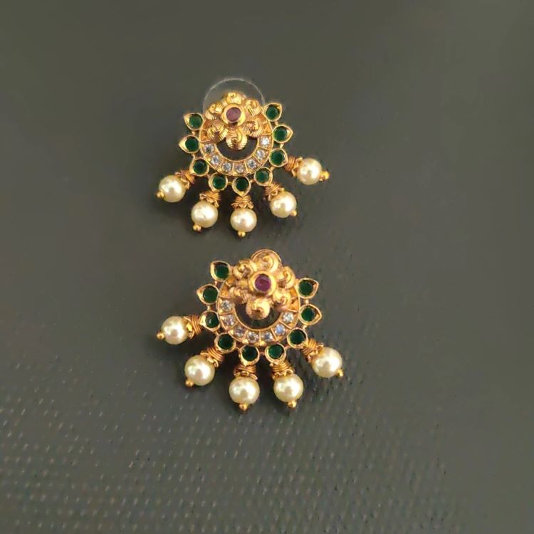 ANTHRA TEMPLE STUD EARRINGS