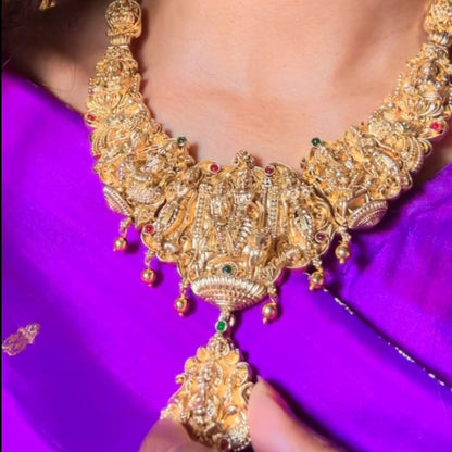 GOLDEN TRIPTA TEMPLE JEWELLERY SET