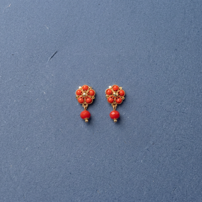 GOLDEN DAMINI CORAL STUD EARRINGS