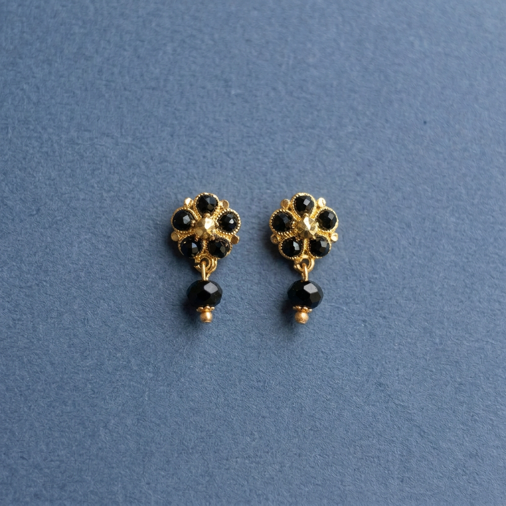 GOLDEN DAMINI BLACK BEAD STUD EARRINGS