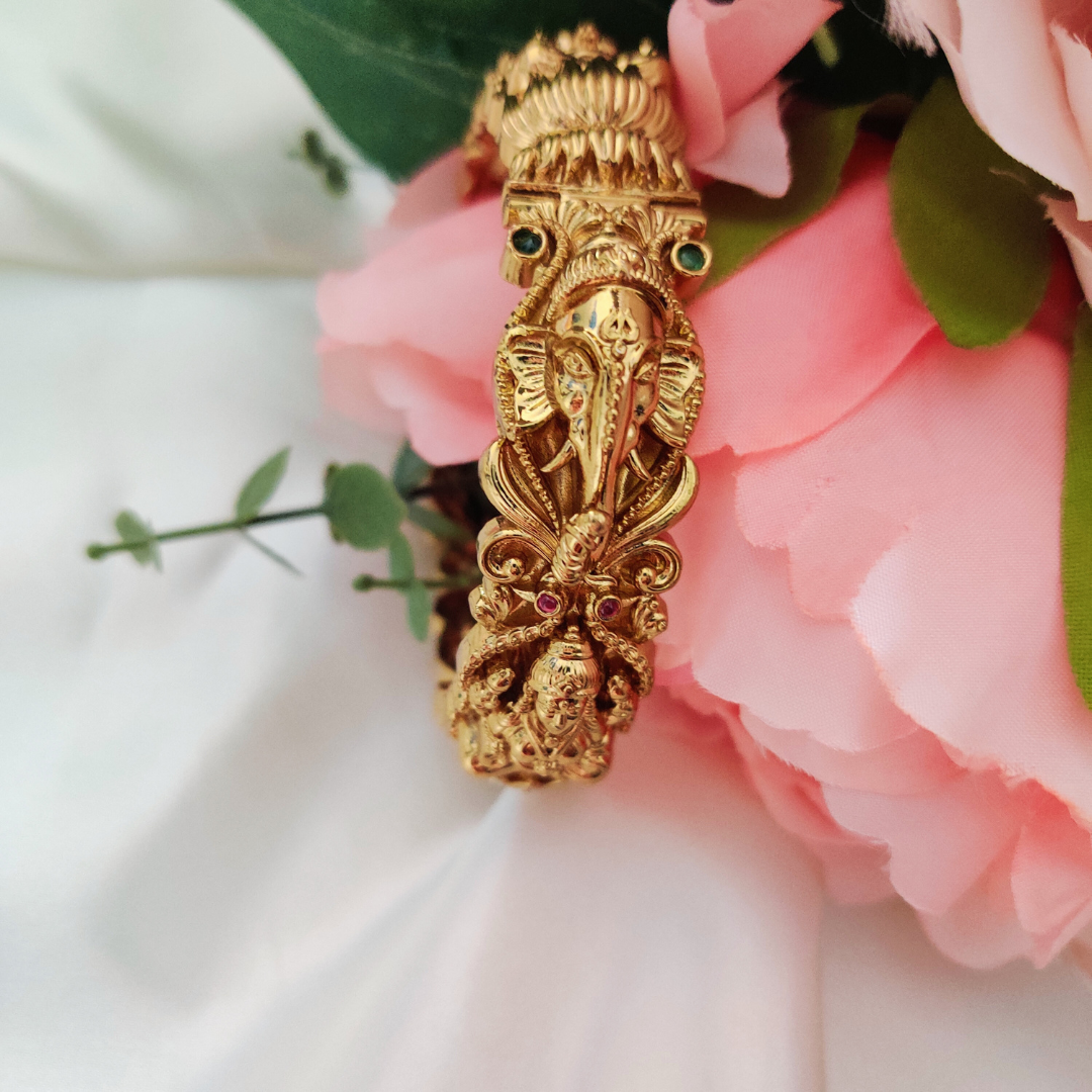 EMMADI OPENABLE NAGAS BANGLES