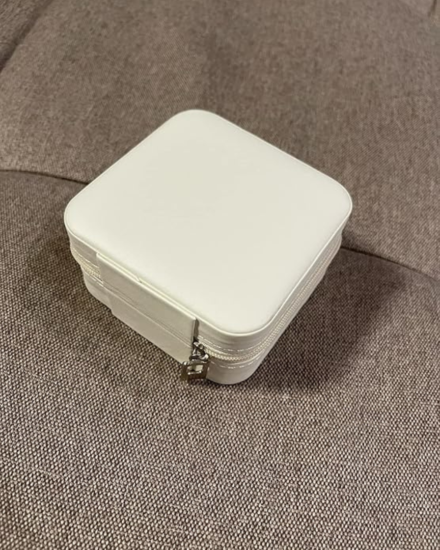 WHITE TRAVEL JEWELLERY BOX