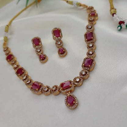 Green zirconia necklace