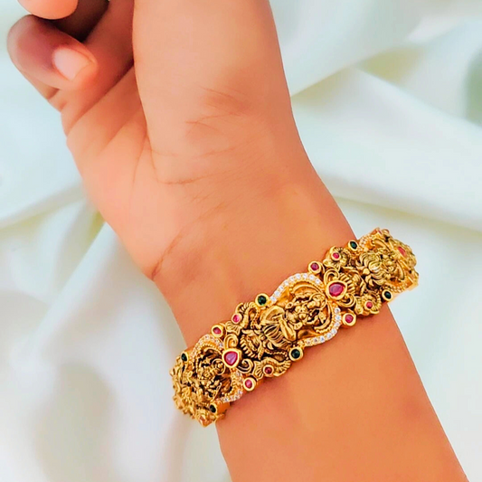 ANANDITA OPENABLE NAGAS BANGLES