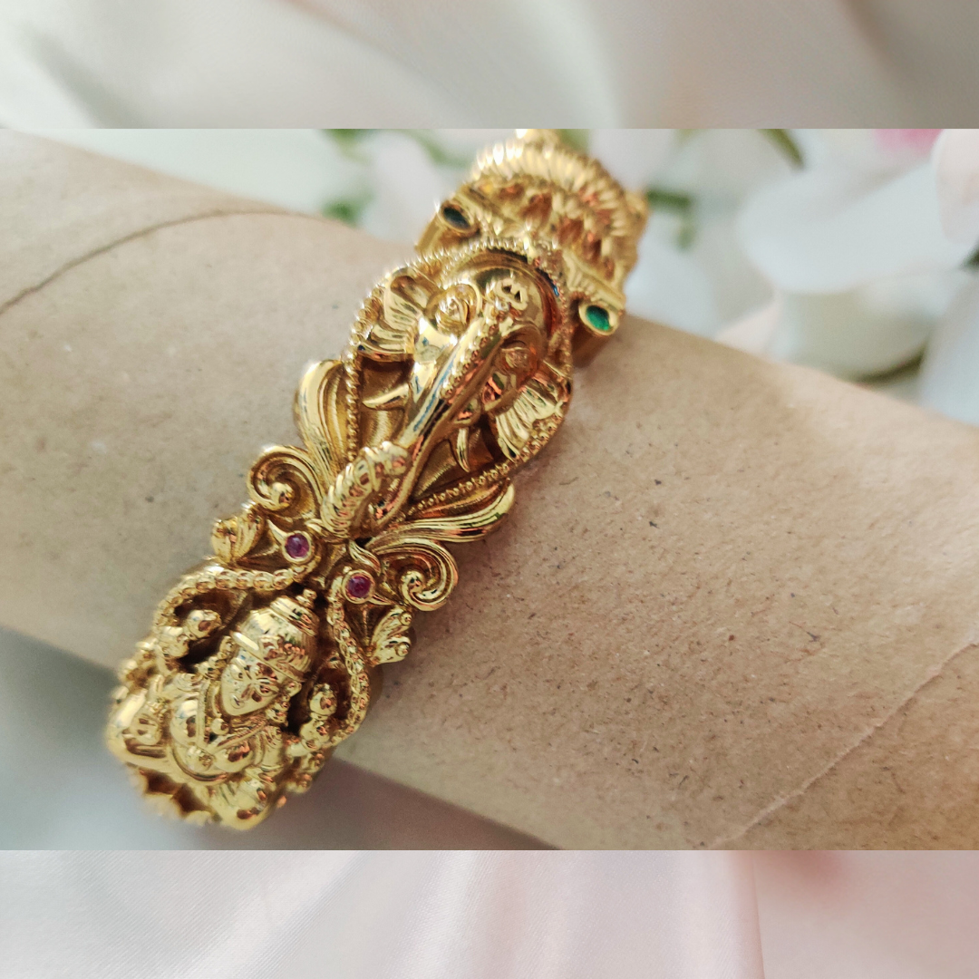 EMMADI OPENABLE NAGAS BANGLES