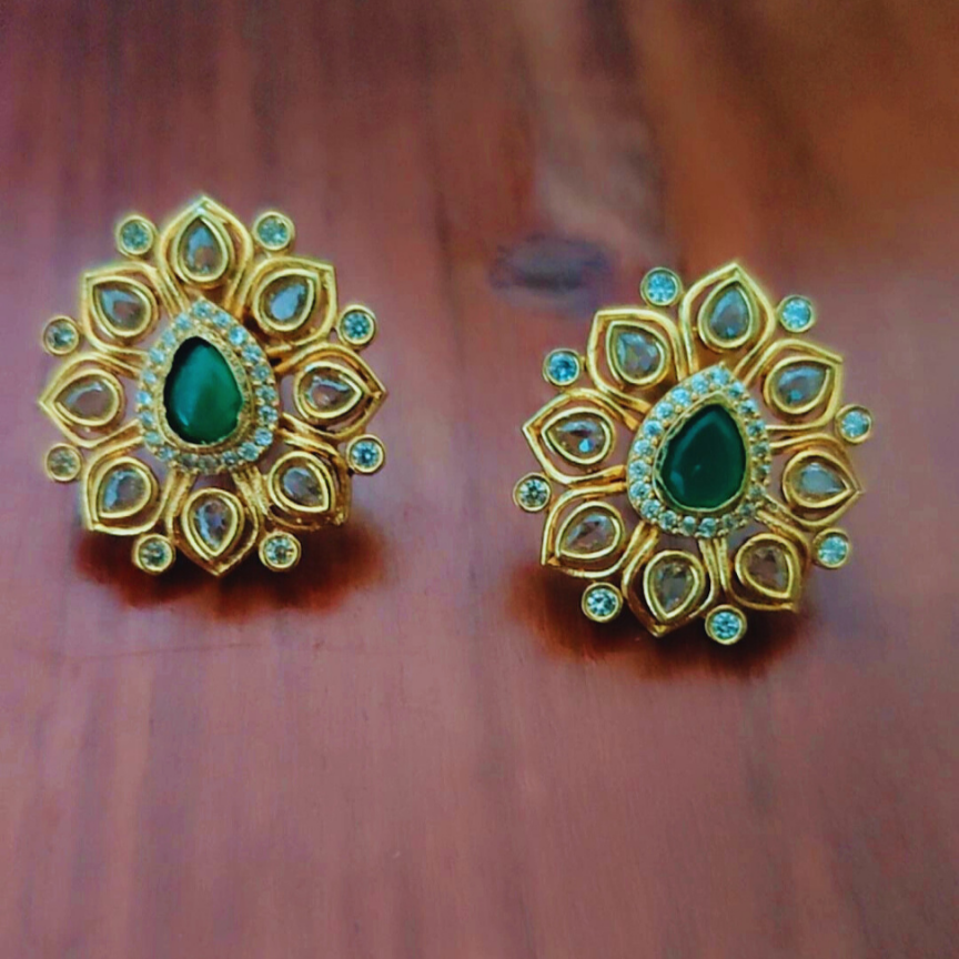 EMERALD SIYA ZIRCONIA EARRINGS