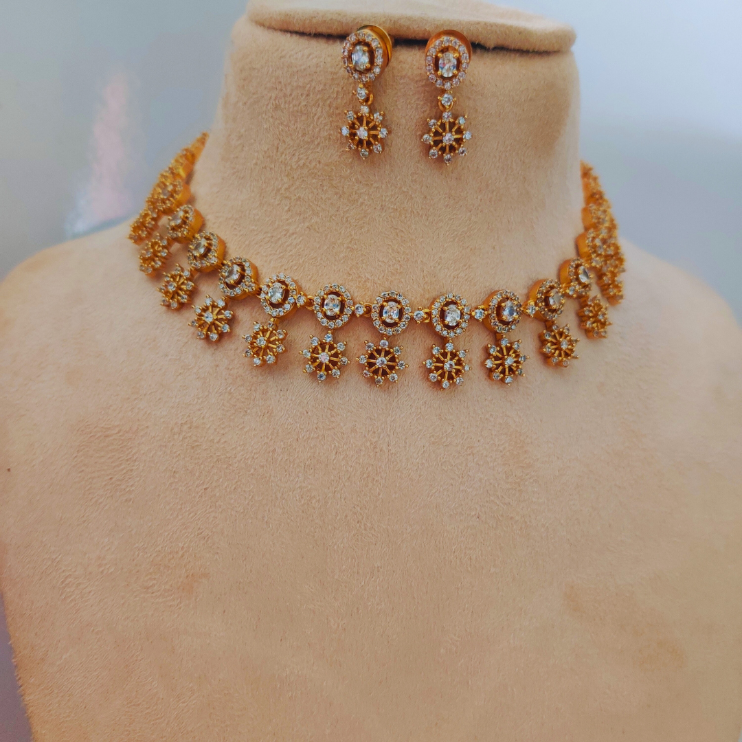 GOLDEN AMISHA ZIRCONIA JEWELLERY SET