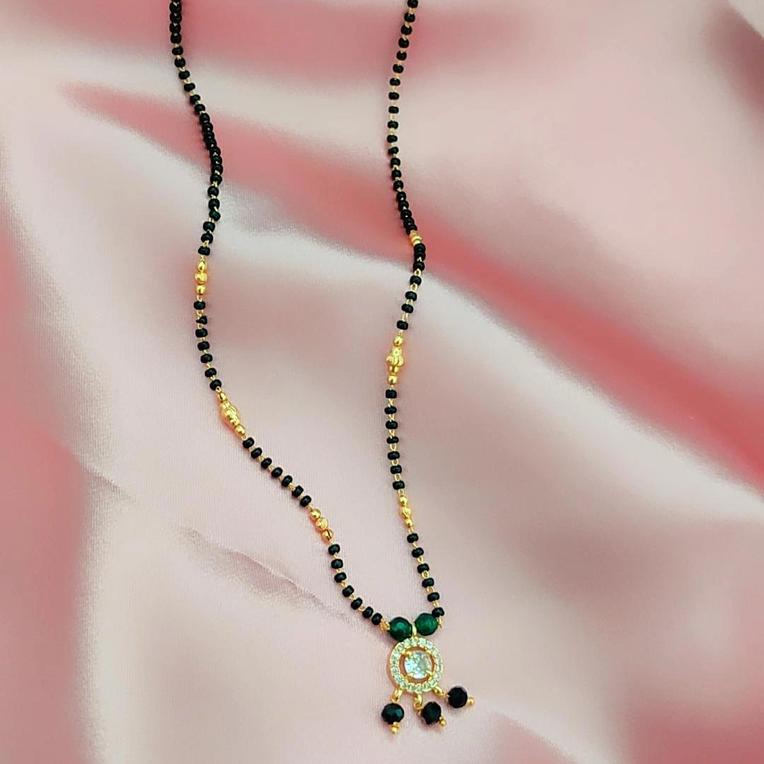 DIAMOND GREEN PRISHA MANGALSUTRA