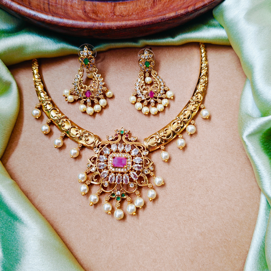 WHITE KRIYAN TEMPLE JEWELLERY SET