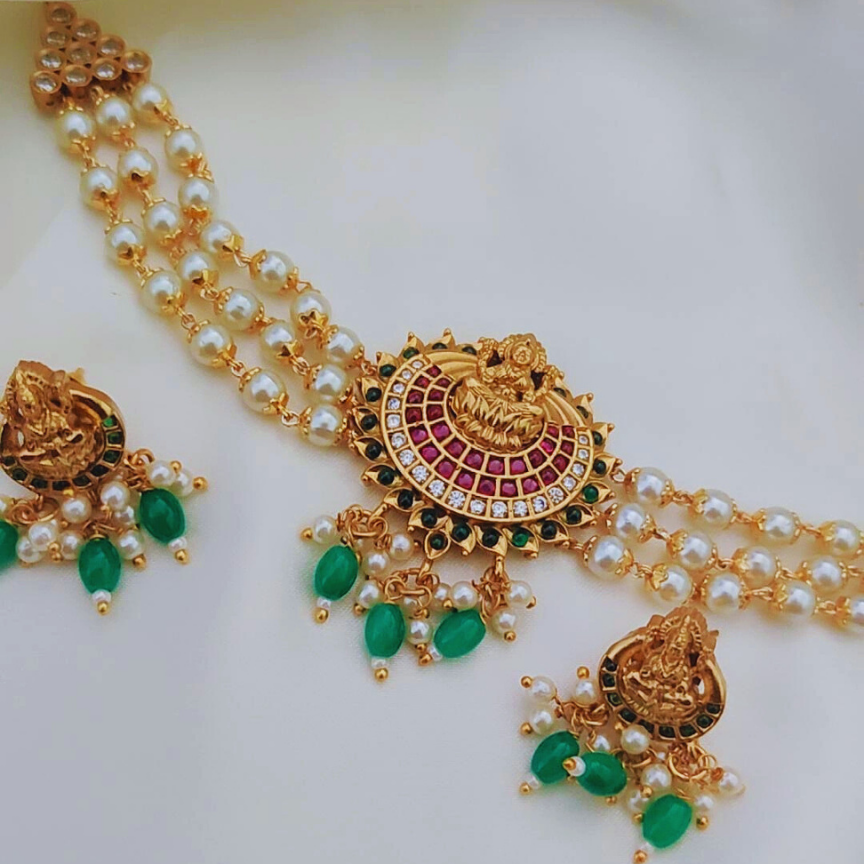 MULTICOLOR HANIYA PEARL JEWELLERY SET
