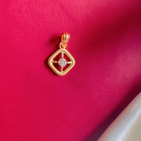 18K GOLD POLISH DIAMOND PENDANT