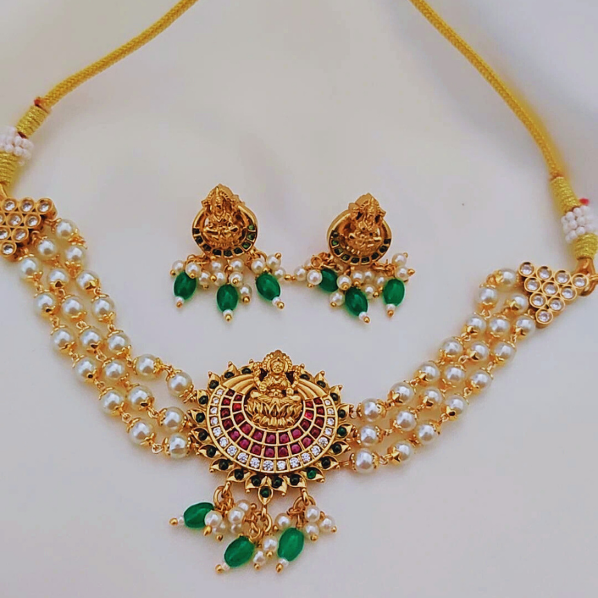 MULTICOLOR HANIYA PEARL JEWELLERY SET
