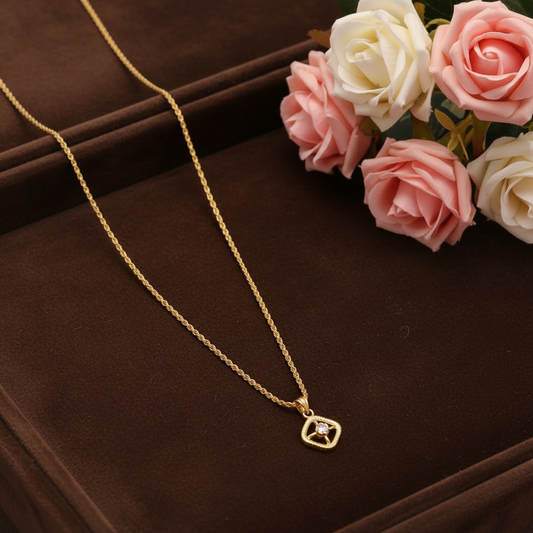 MICRO GOLD PLATED DIAMOND PENDANT SHORT CHAIN
