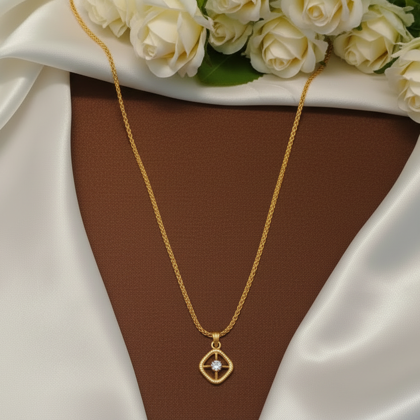 MICRO GOLD PLATED DIAMOND PENDANT SHORT CHAIN