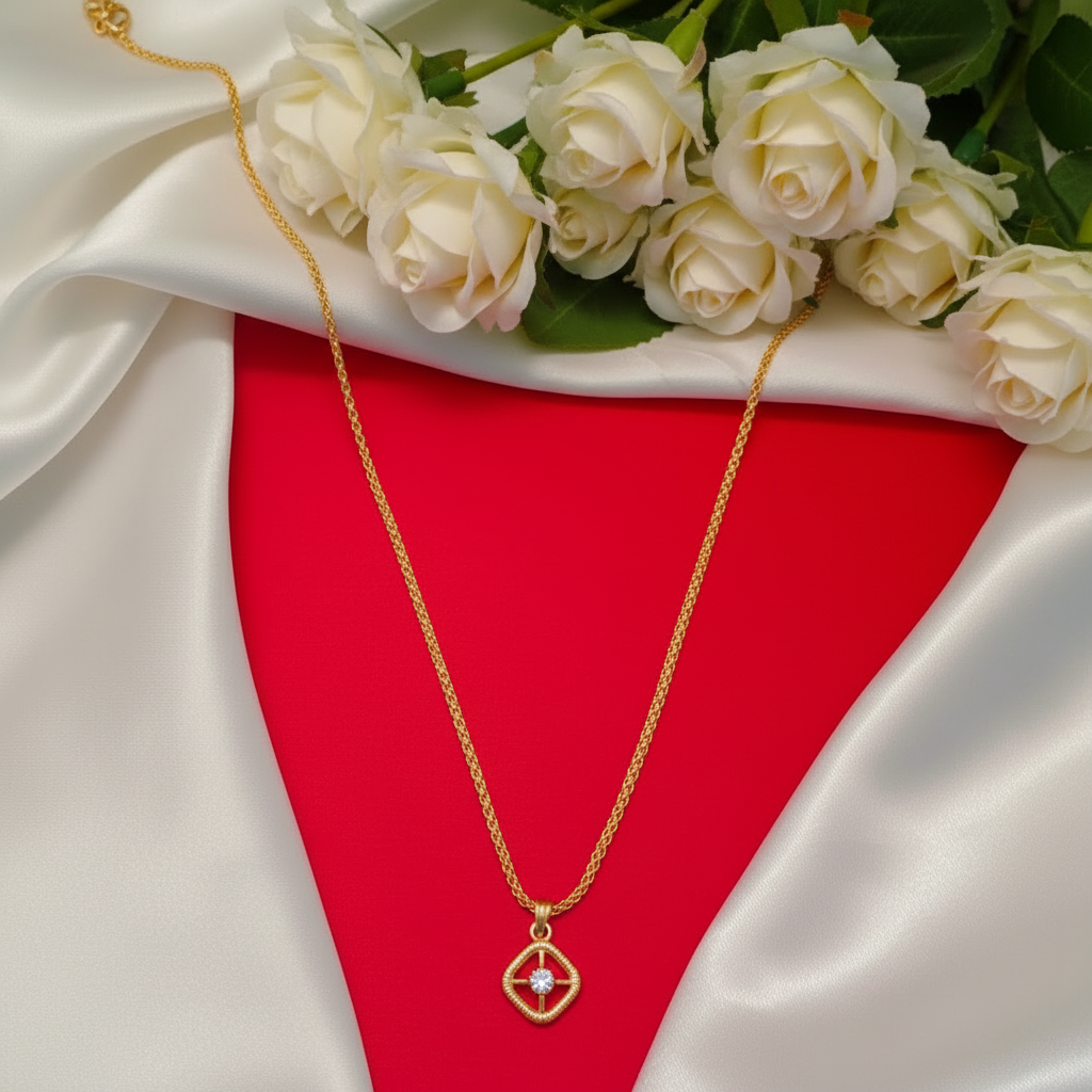 22K GOLD LOOK DIAMOND PENDANT SHORT CHAIN