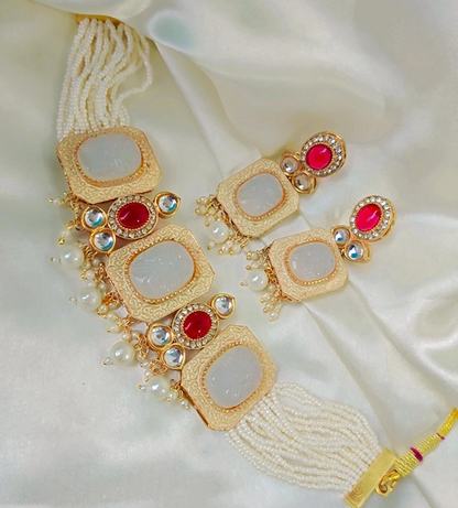 IVORY DEEPIKA KUNDAN JEWELLERY SET