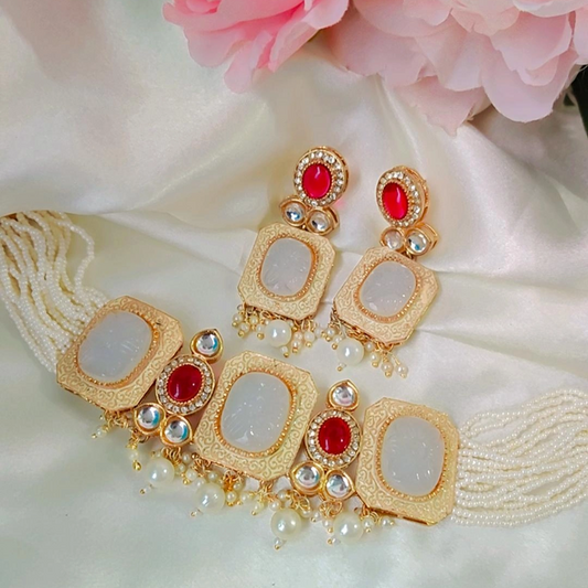 IVORY DEEPIKA KUNDAN JEWELLERY SET