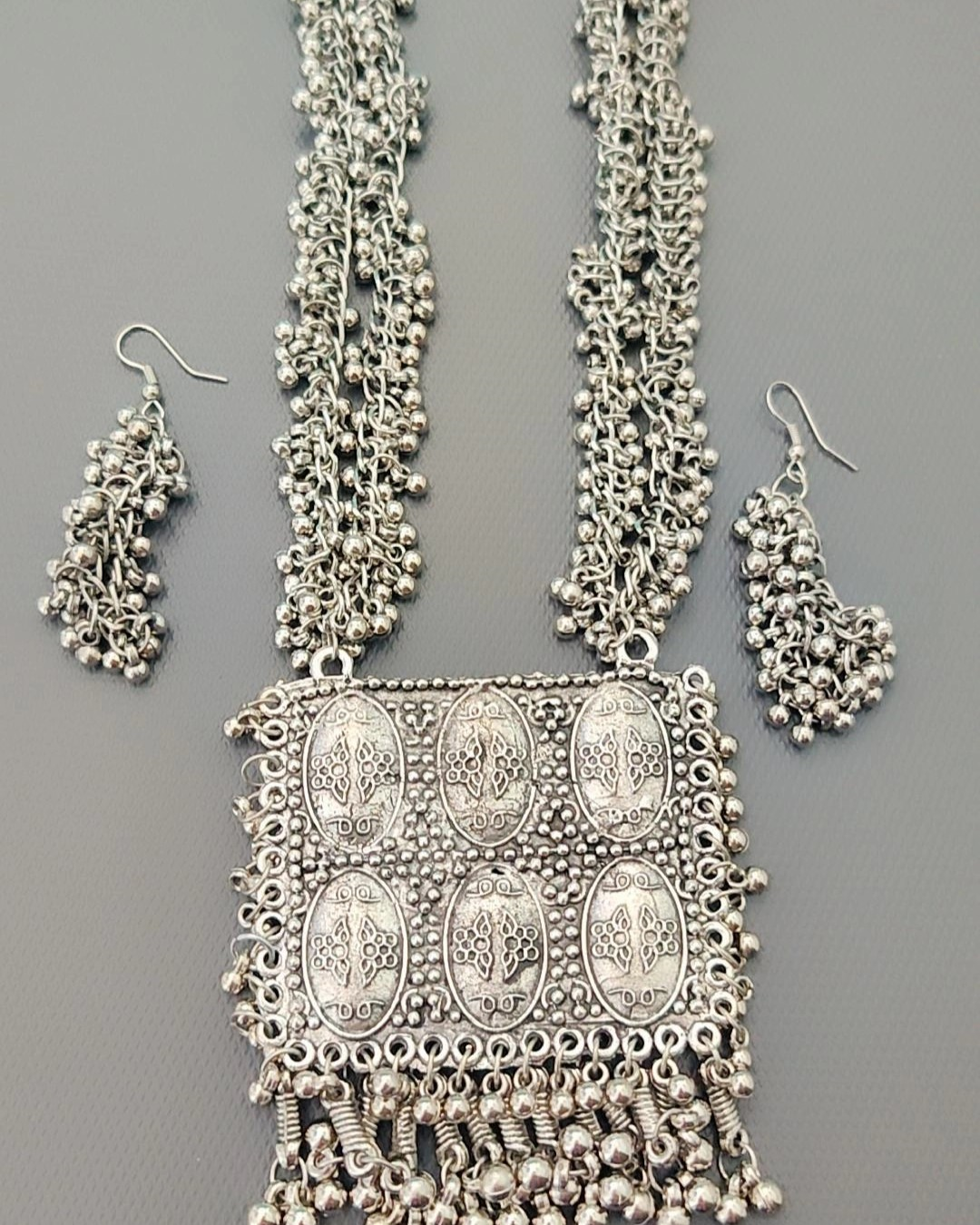 CHETANA SILVER PLATED JEWELLERY SET
