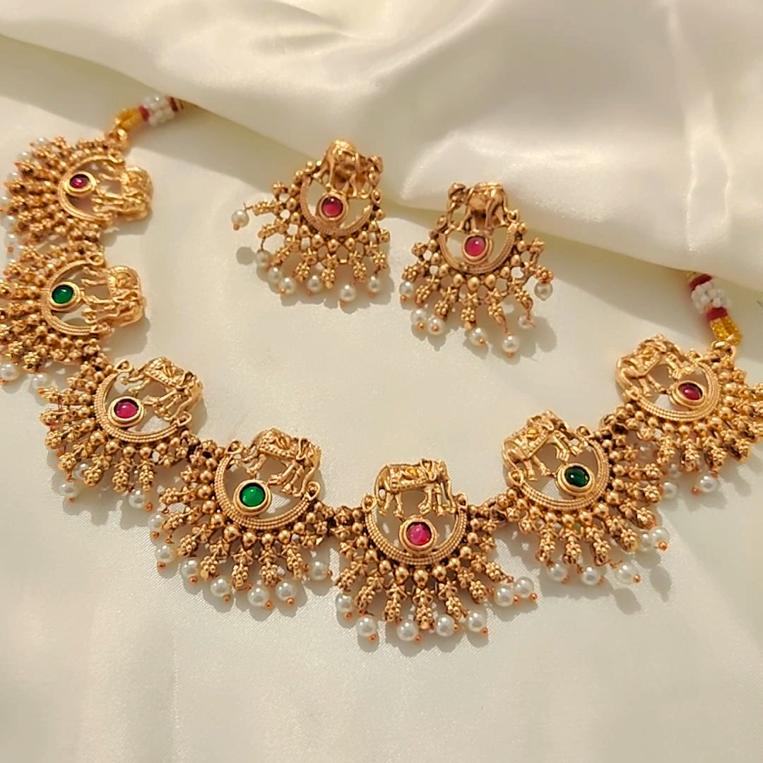 GOLDEN GAJAH TEMPLE JEWELLERY SET