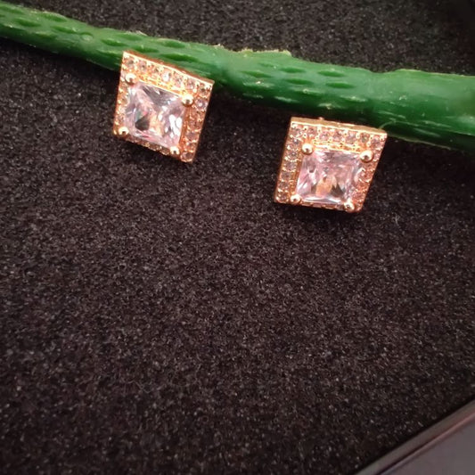 GOLDEN REA ZIRCONIA EARRINGS