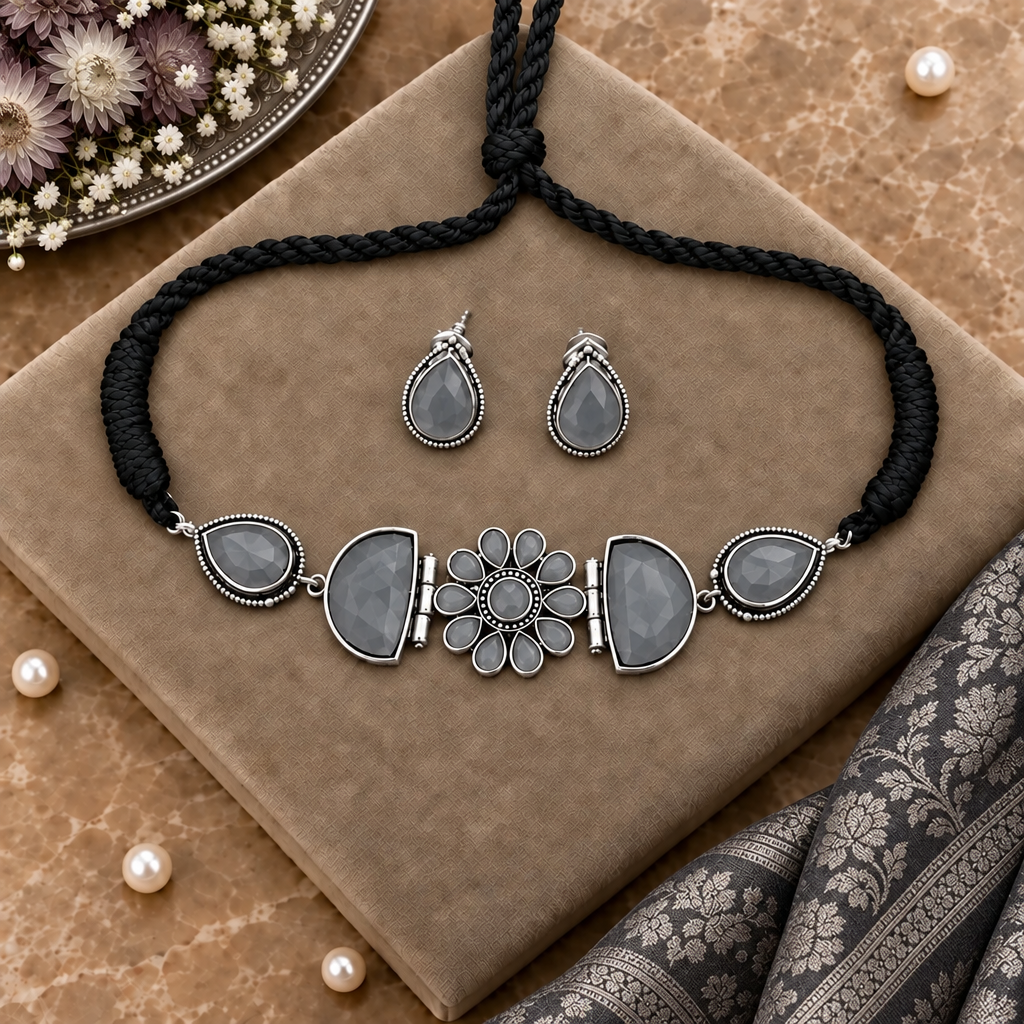GREY KARYA SILVER PLATED JEWELLERY SET