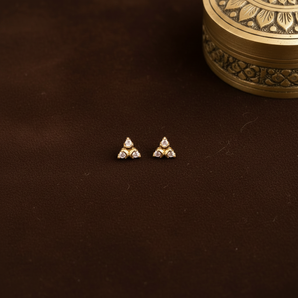 DIAMOND MITHRA STUD EARRINGS